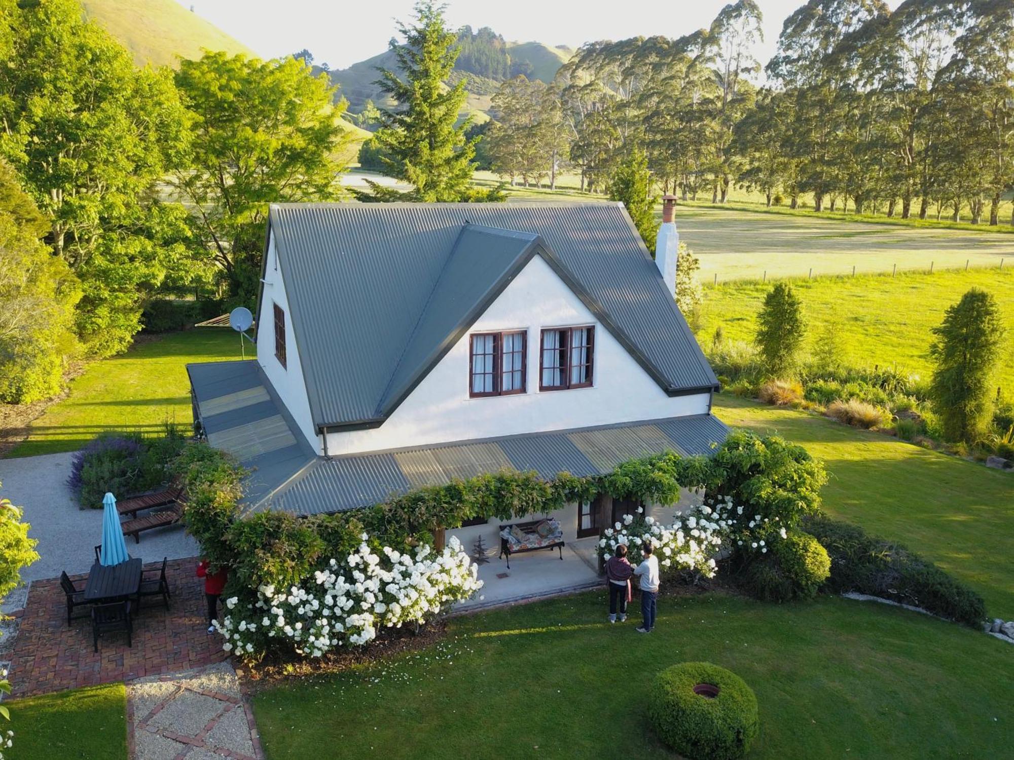 The Last Straw Cottage Nelson Brightwater Exterior photo