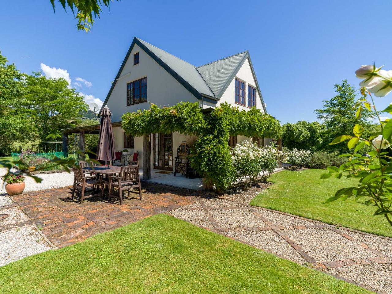 The Last Straw Cottage Nelson Brightwater Exterior photo